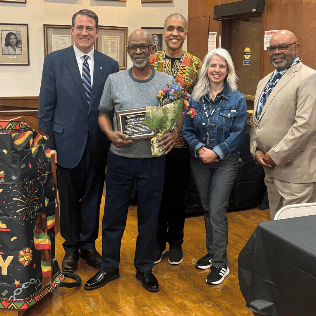 Clayton &ldquo;Fox&rdquo; Lyles.gif